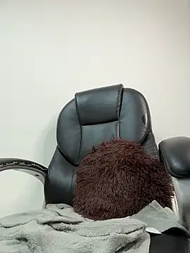 EMILIIA_RICHTER__ webcam