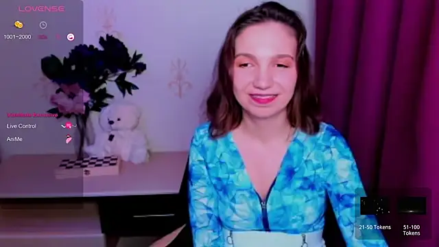 KindHazelHere_ webcam