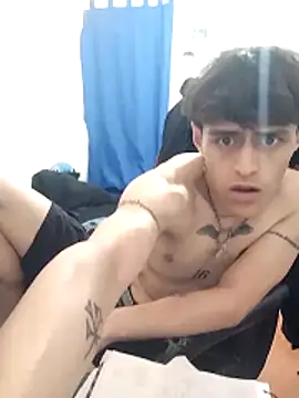 AoA-BoyStudent live sex cam