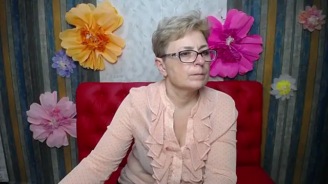 emiliagree - EmiliaGree's free webcam - UK Sex Cams