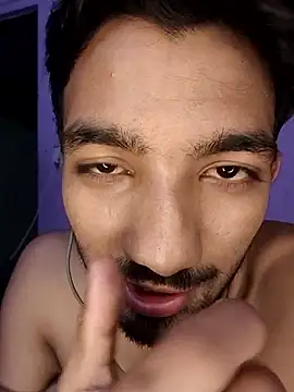 ItsPlayboy031 webcam