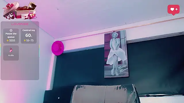 Kendall_hornyy webcam