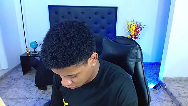 liiam3 - Liiam3's free webcam - UK Sex Cams