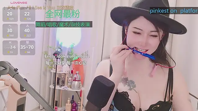 美女Luck_Lili_在线直播