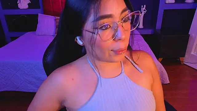 valkyria_12 - Valkyria_12's free webcam - UK Sex Cams