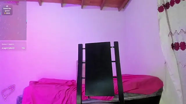 nikki__uwu - Nikki__uwu's free webcam - UK Sex Cams