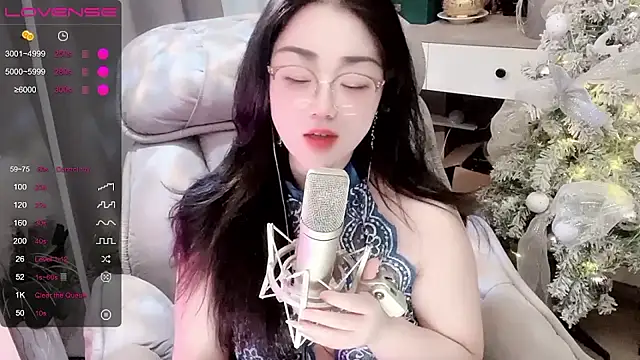 Monica-666888- webcam