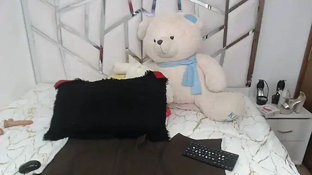 celestesouzalatin webcam