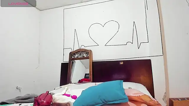 latinaStepmom webcam