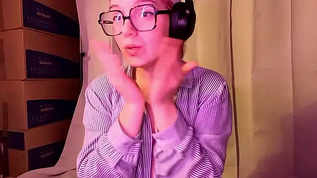 ju_juliette (F teen) - 8 féssées 💕