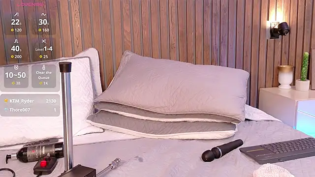 Mia_Bellefort webcam