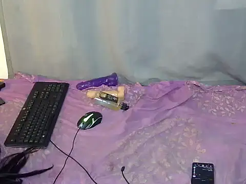 livhornyy (F young) - pussy play