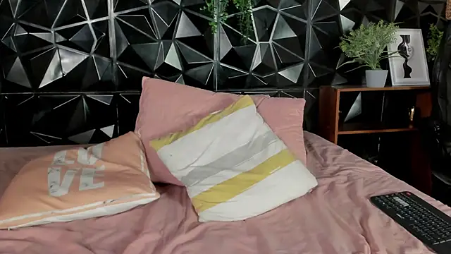 elliot_colton (M twink) - LOOK HOW MY HOT MILK COMES OUT