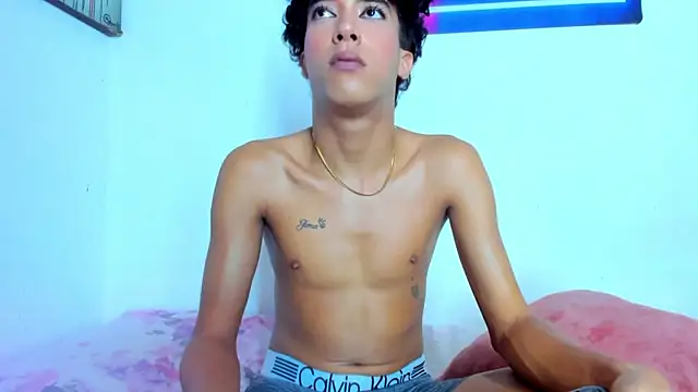 Pleasure_boys_hot webcam