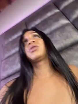 Ashly_Miller's live cam