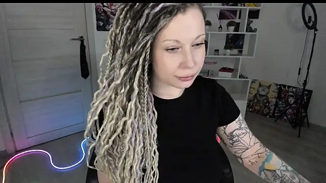 HoneySallyMoore webcam