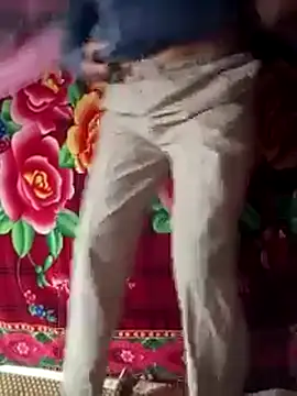 toyo_668 - Toyo_668's free webcam - UK Sex Cams