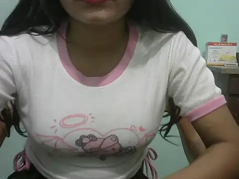 Lovely-Pandey webcam