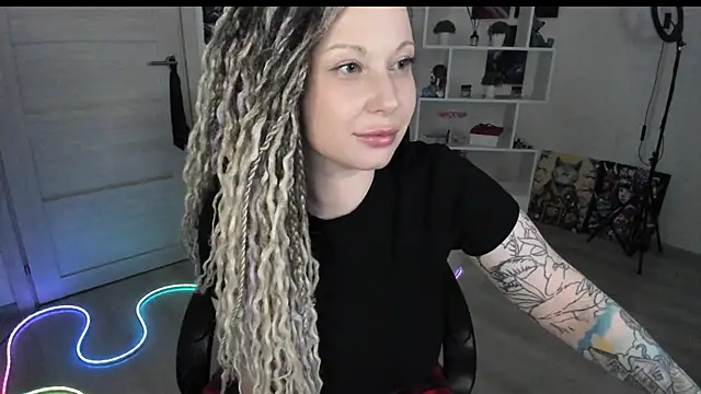 HoneySallyMoore webcam