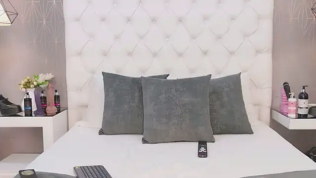 AntonellaEscudero webcam