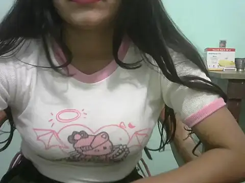 Lovely-Pandey webcam