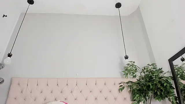 Victoria_Coleman webcam