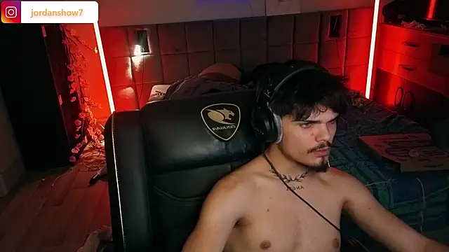 JordanShow webcam