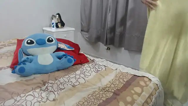 SaraStoneCute webcam