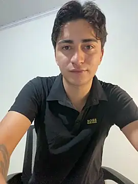 Tavinho067's live cam