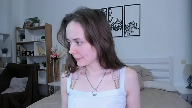 MalvinaTrafford webcam