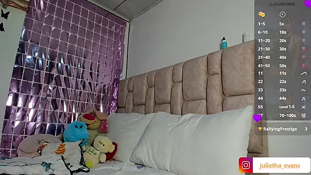 Juliietha_Evanss webcam