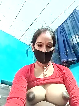 Nandani-758 webcam