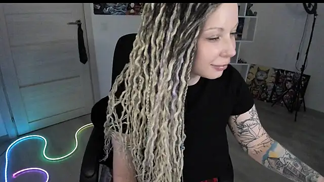 HoneySallyMoore webcam