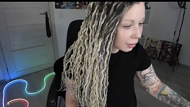 HoneySallyMoore webcam