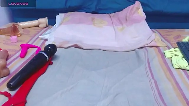 andrea_lopeez webcam