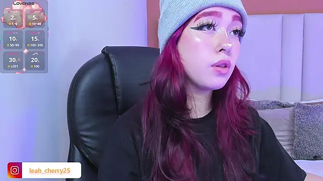 Leah_cherry webcam