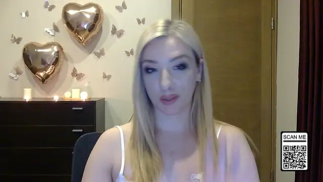 Wild_Silk_Desire webcam