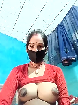 Nandani-758 webcam
