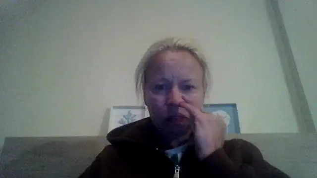 jennyblondeuk webcam