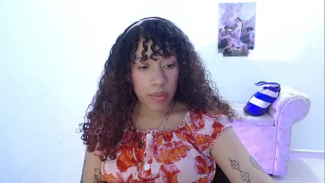 sweetluna_luna webcam