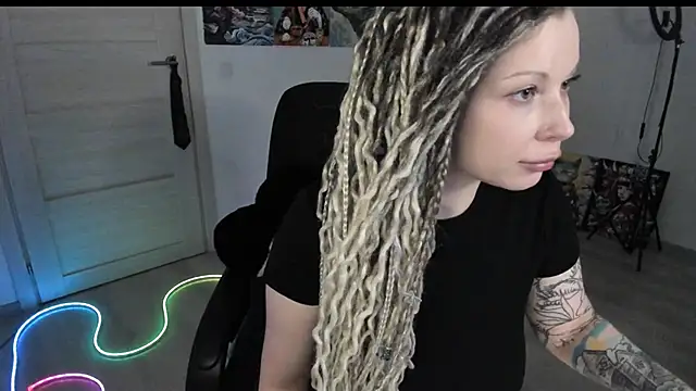 HoneySallyMoore webcam