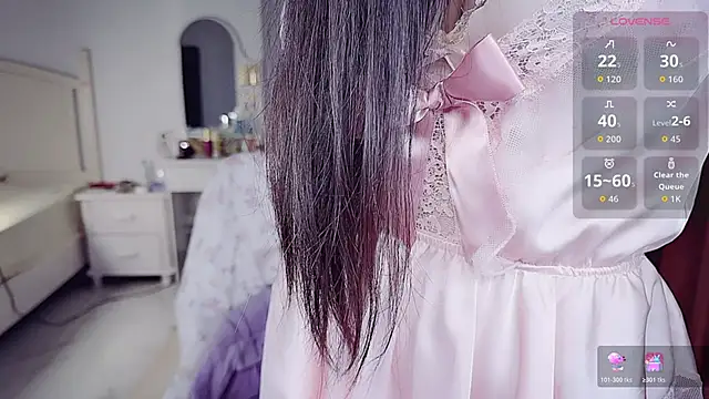 美女NolanMia在线直播