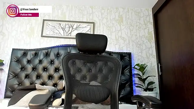 Lander_Cruz's live cam