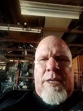 reddog833 (M mature) - Do anything for fans