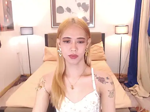 PreciousAmore webcam