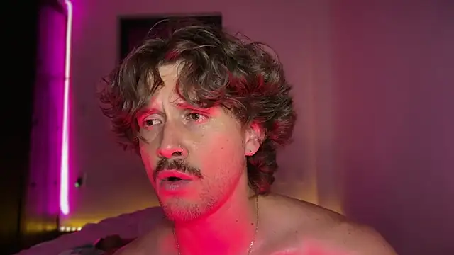 mcklister_kinky_feets webcam