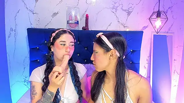 Dakotaa_Johnson webcam