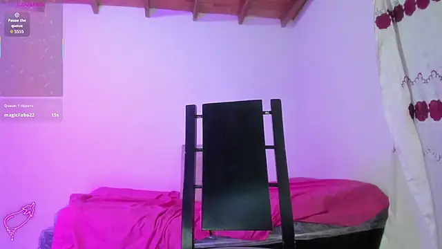 nikki__uwu - Nikki__uwu's free webcam - UK Sex Cams