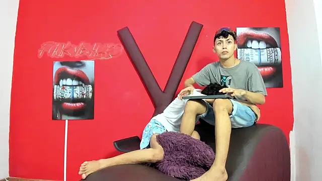 avenger_boys2026 - AVENGER_BOYS2026's free webcam - UK Sex Cams