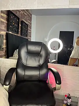 kendra_leroy - Kendra_leroy's free webcam - UK Sex Cams